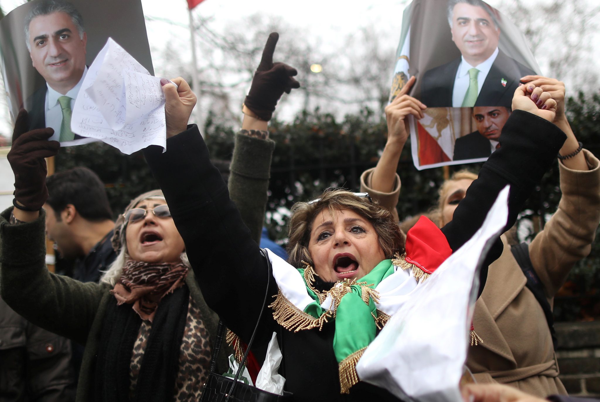 Protests in Iran: Opponents of Iranian President Hassan Rouhani hold a protest outside the Iranian embassy in west London | REUTERS